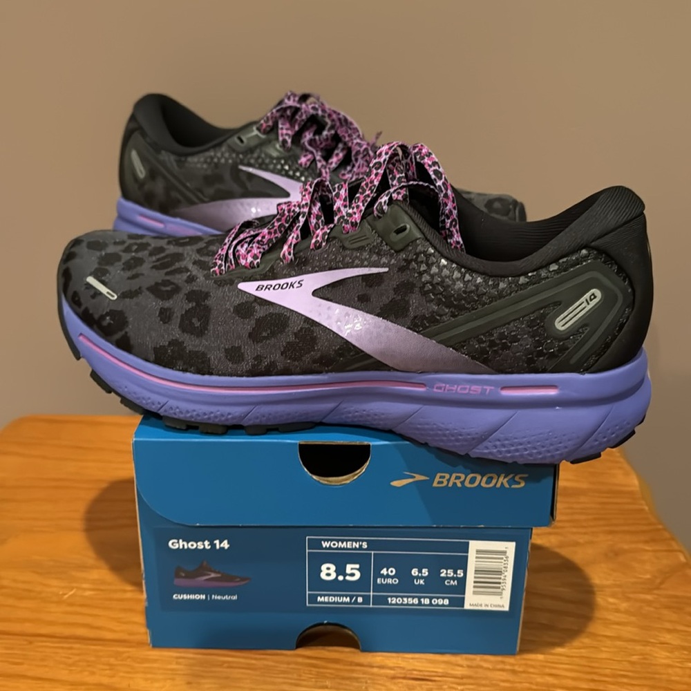 NEW Brooks Ghost 14 Women’s 8.5 B / Medium Running Shoes Black Purple Leopard